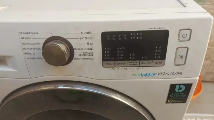 Lava e Seca Samsung EcoBubble 10,2 kg / 6 kg - Para Conserto