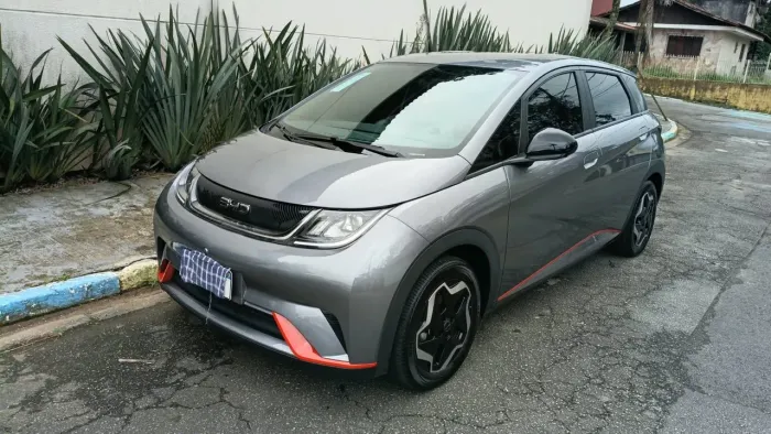 BYD Dolphin EV (Elétrico) 2026