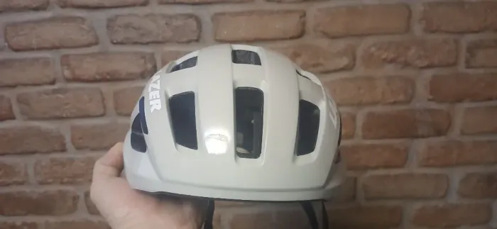 Capacete Lazer modelo Tonic, tamanho L