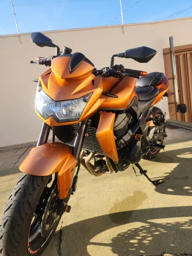 Kawasaki Z750 2012 - Impecável - Revisão Completa - Pronta para Rodar