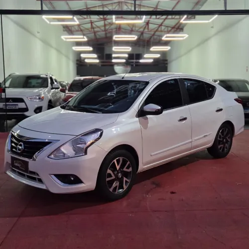 Nissan Versa Unique 1.6 16V Flexstart 4P Aut. 2017