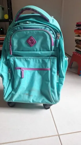 Mochila com rodinhas 