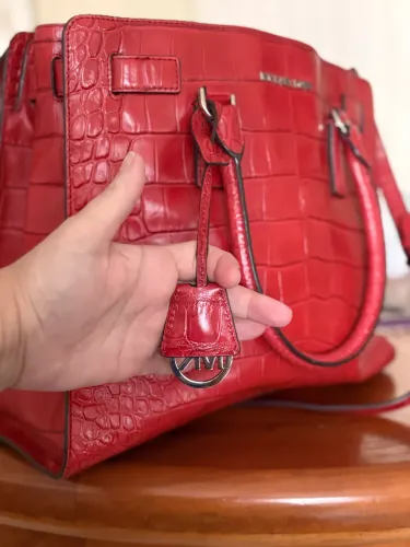 Vendo Linda Bolsa Michael Kors original impecável!!
