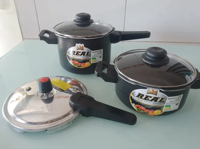 Conjunto de panelas fechamento externo