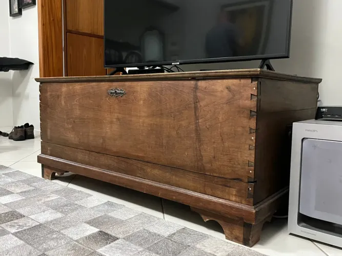 Vendo Baú antigo