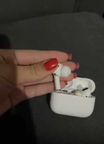 Vendo ou troco fone de ouvido iPhone original baixei o preço