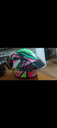 Capacete de moto 