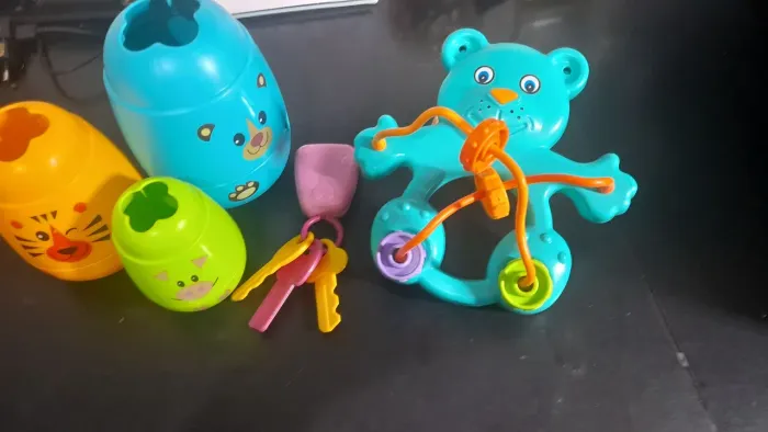 Vendo 3 brinquedos interativos para Bebê de 1ano