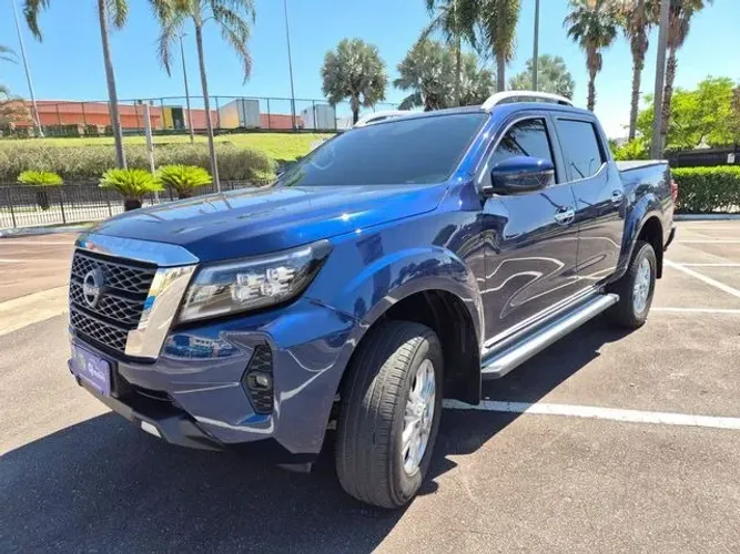 Nissan Frontier XE CD 4X4 2.3 Bi-TB Diesel Aut. 2025