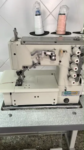 Vendo GALONEIRA NOVA