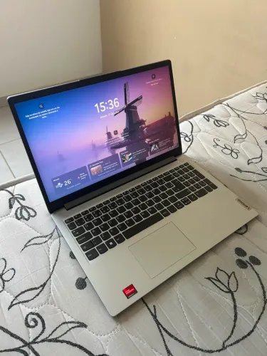 Notebook Lenovo Ideapad 1 R3-7320U