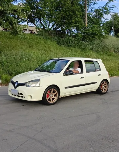 Renault Clio Rn/alize/expr./1.0 Hi-power 16V 5P 2013