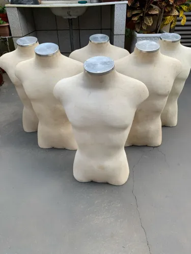 MANEQUINS BUSTOS MASCULINOS PARA CAMISETAS