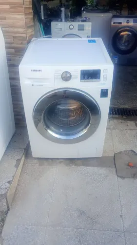 MÁQUINA LAVA E SECA SAMSUNG MUITO NOVA DOU GARANTIA DE 3 MESES FAÇO A ENTREGA GRÁTIS