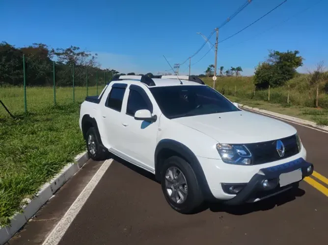 Renault Duster Oroch Dyna. 2.0 Hi-flex 16V Aut. 2017