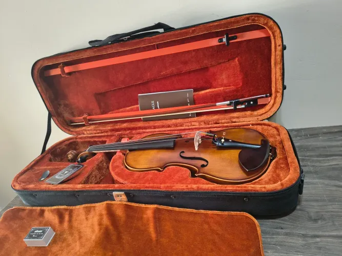 Viola Eagle VA 180 Ajustada por Luthier Tam. 40,5