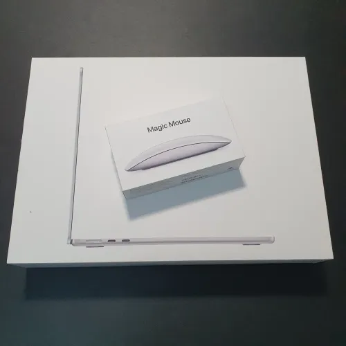 Macbook Air M4 13,6" 32GB 2TB + Magic Mouse