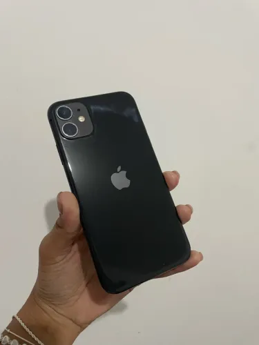 Vendo IPhone 11 todo original