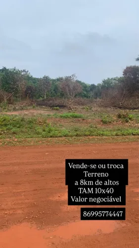 Vende-se terreno a 8km de altos 