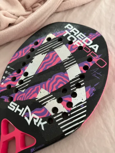 Raquete de beach tennis shark