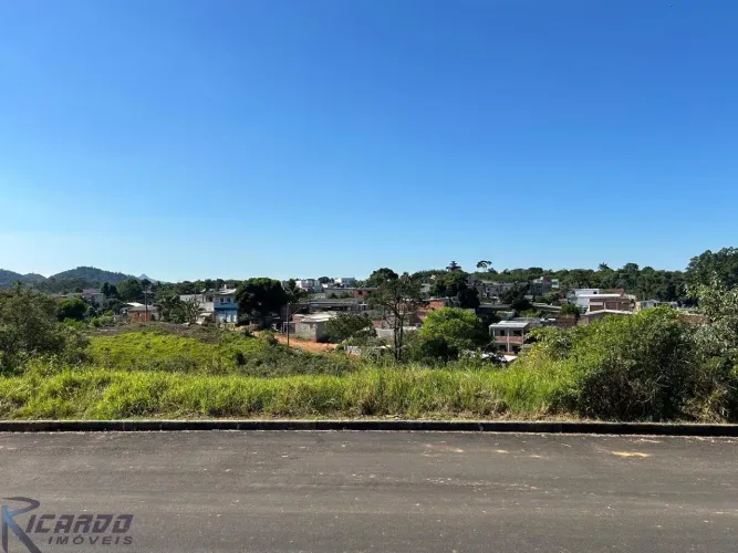 Lote / terreno à venda no Bairro de Fátima em Guarapari, com 450 m².