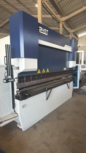 DOBRADEIRA CN 200 T