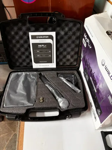 Microfone sem fio Waldman UC101FX