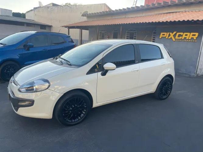 Fiat Punto Essence Dualogic 1.6 Flex 16V 5P 2013