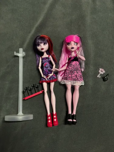 bonecas monster high elissabat ghoul fair g1 e draculaura g3
