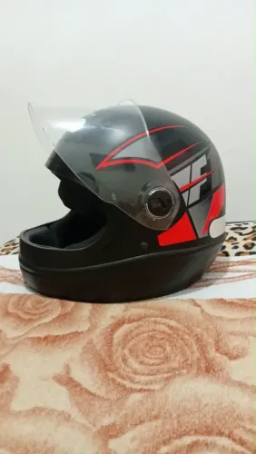  Capacete fórmula 1 neo preto fosco/vermelho