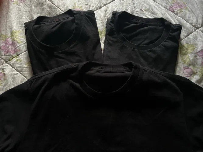 Camiseta basica preta 3 unidades