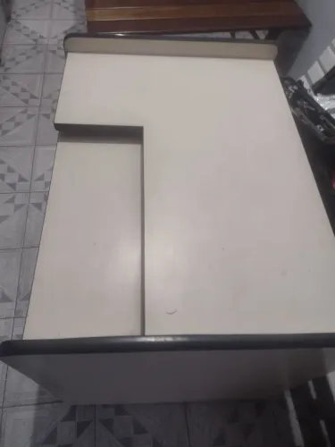 MESA PARA COMPUTADOR 