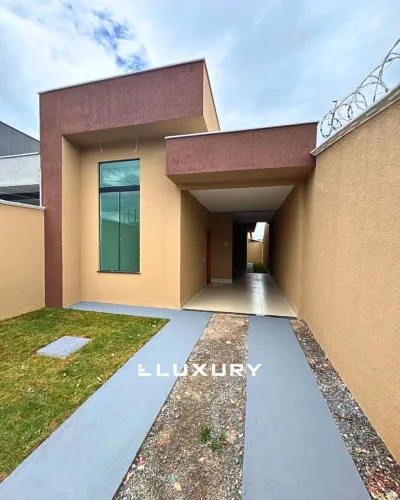 Casa 2 Quartos com Suíte na Av. Perimetral  Bairro São Francisco