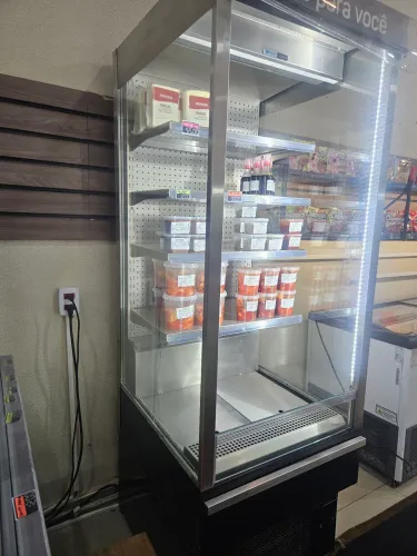 Geladeira expositor vistrine macom
