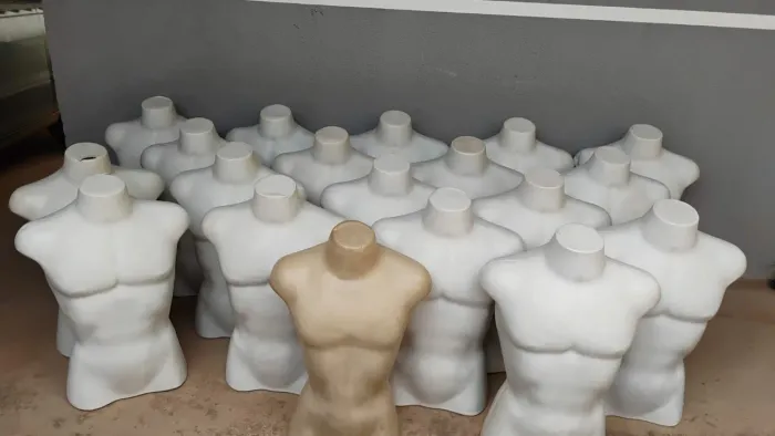 Manequins e busto seminovos