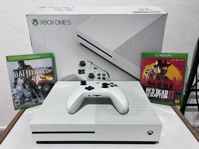 Xbox One S 1TB Branco 1 Comando 2 Jogos Red Dead Redemption 2 e Battlefield 4 90 Dias Gar.
