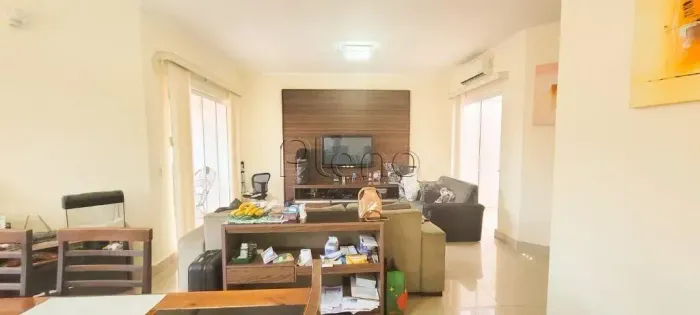 Casa à Venda no Condomínio Mirante do Lenheiro em Valinhos