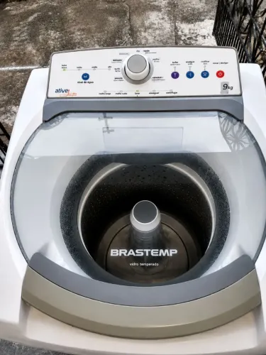 Máquina de lavar roupas Brastemp 9kilos