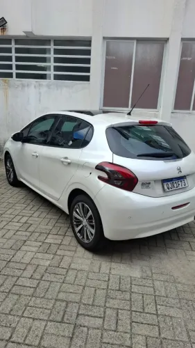 Peugeot 208 Griffe 1.6 Flex 16V 5P Aut. 2019