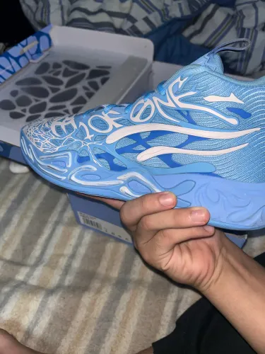 Tenis de basquete lamelo