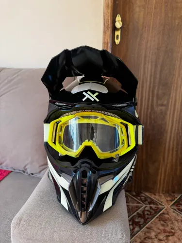 Capacete Mattos Racing 59/60