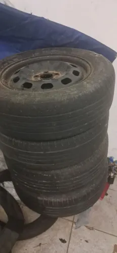 Aro 15 5furos com pneu