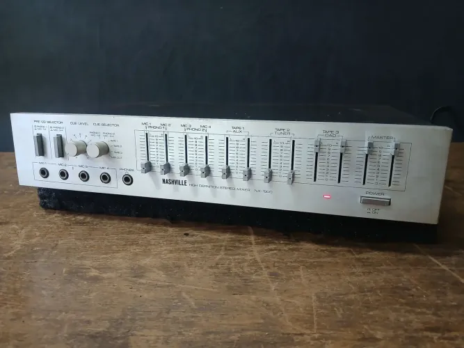 Mixer Nashville NX 1900
