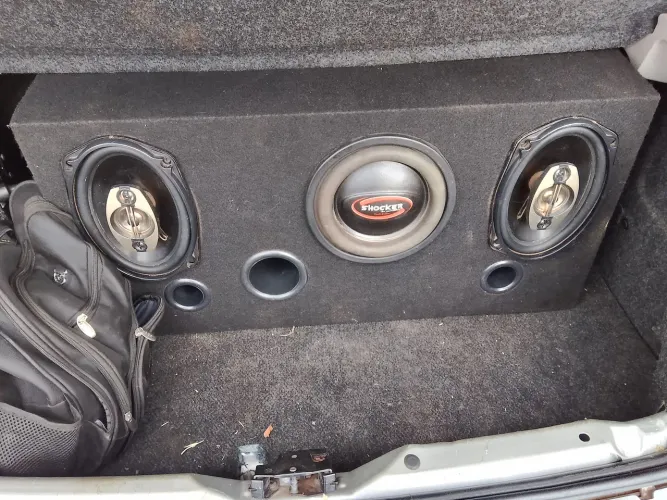 Vende-se som automotivo