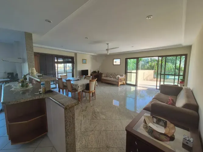 Cobertura linear a venda no Recreio, de 200 m², 3 quartos, 2 suítes e a 10 min da praia
