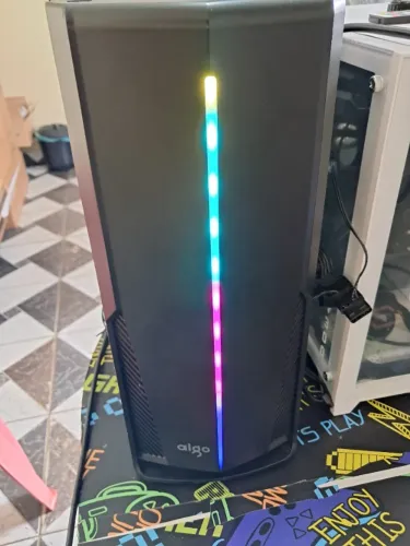 GABINETE GAMER SEMINOVO AIGO