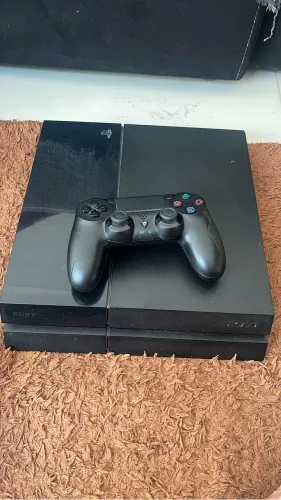Ps4 alguns jogos e 1 controle