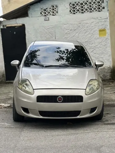 Fiat Punto Attractive 1.4 Fire Flex 8V 5P 2012