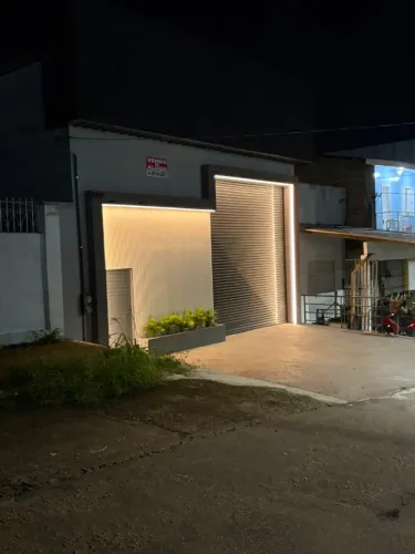 GALPÃO NO CENTRO 