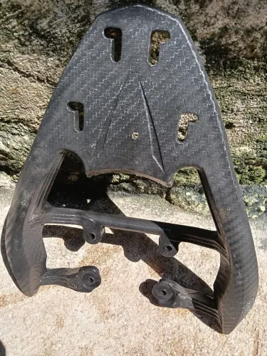 Vendo suporte de bagageiro traseiro Fan 160 